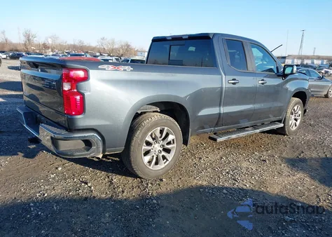 2020 Chevrolet Silverado 1500 4Wd Standard Bed Lt z USA, uszkodzony, nr VIN 1GCRYDEDXLZ319411